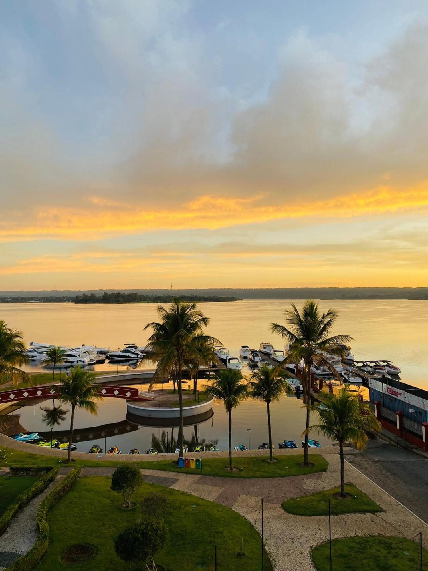 Apartamento Lindo Com Vista Lago บราซิเลีย ภายนอก รูปภาพ